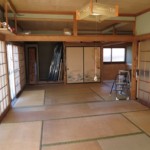 天井や壁の塗装、畳を床に張り替え、フスマの塗装、障子の張り替えなどを行っていきます。