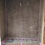 しょうがないので革スキで砂壁を剥がし、塗装し直しました